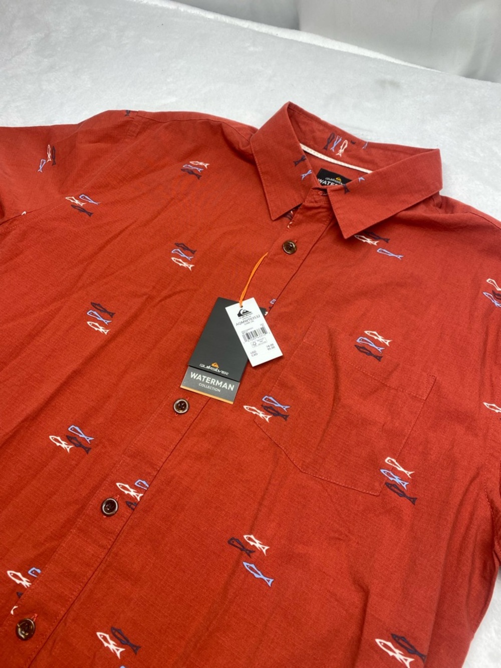 Quicksilver Waterman Collection Men’s Short Sleeve Button Up Shirt Fish Xl Nwt
